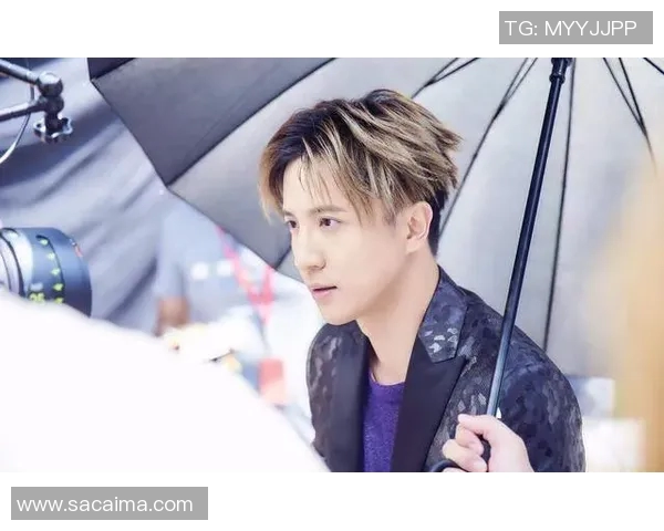 足球球星红包背后的商业价值与粉丝文化解析